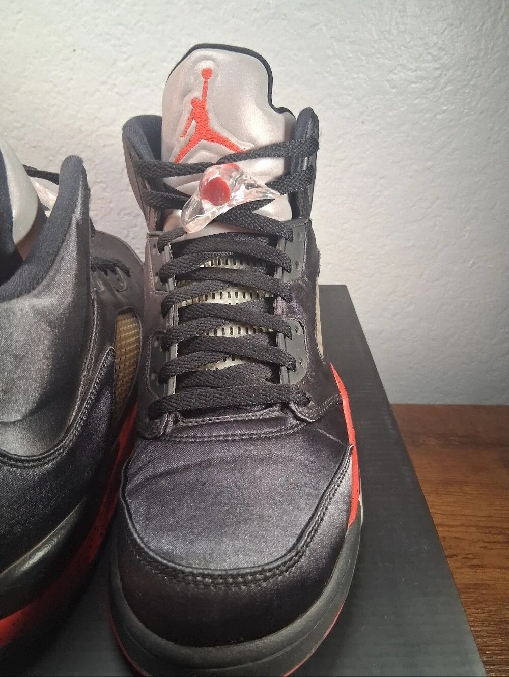 Jordan 5 Retro SATIN BRED